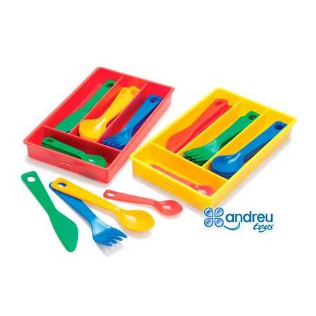 Juego de imitación a partir de 2 años Cuberteria para 4 marca Dantoy